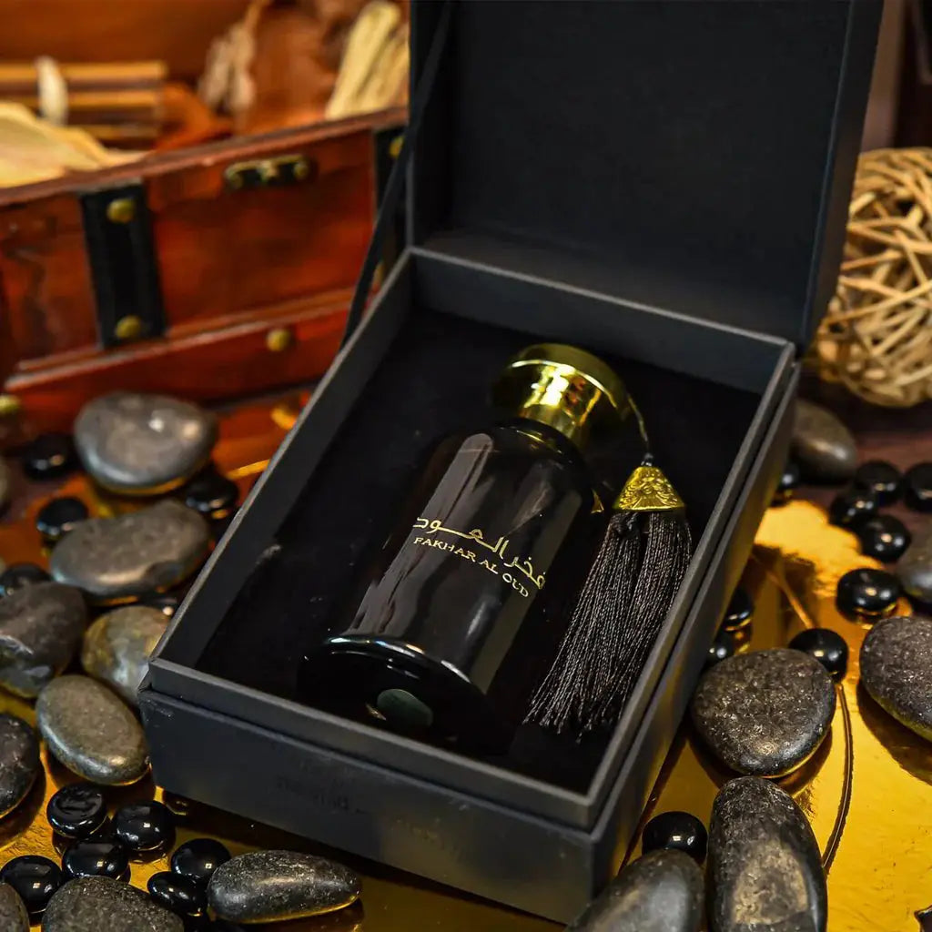 FAKHAR AL OUD 100ML - Perfumes & Beyond
